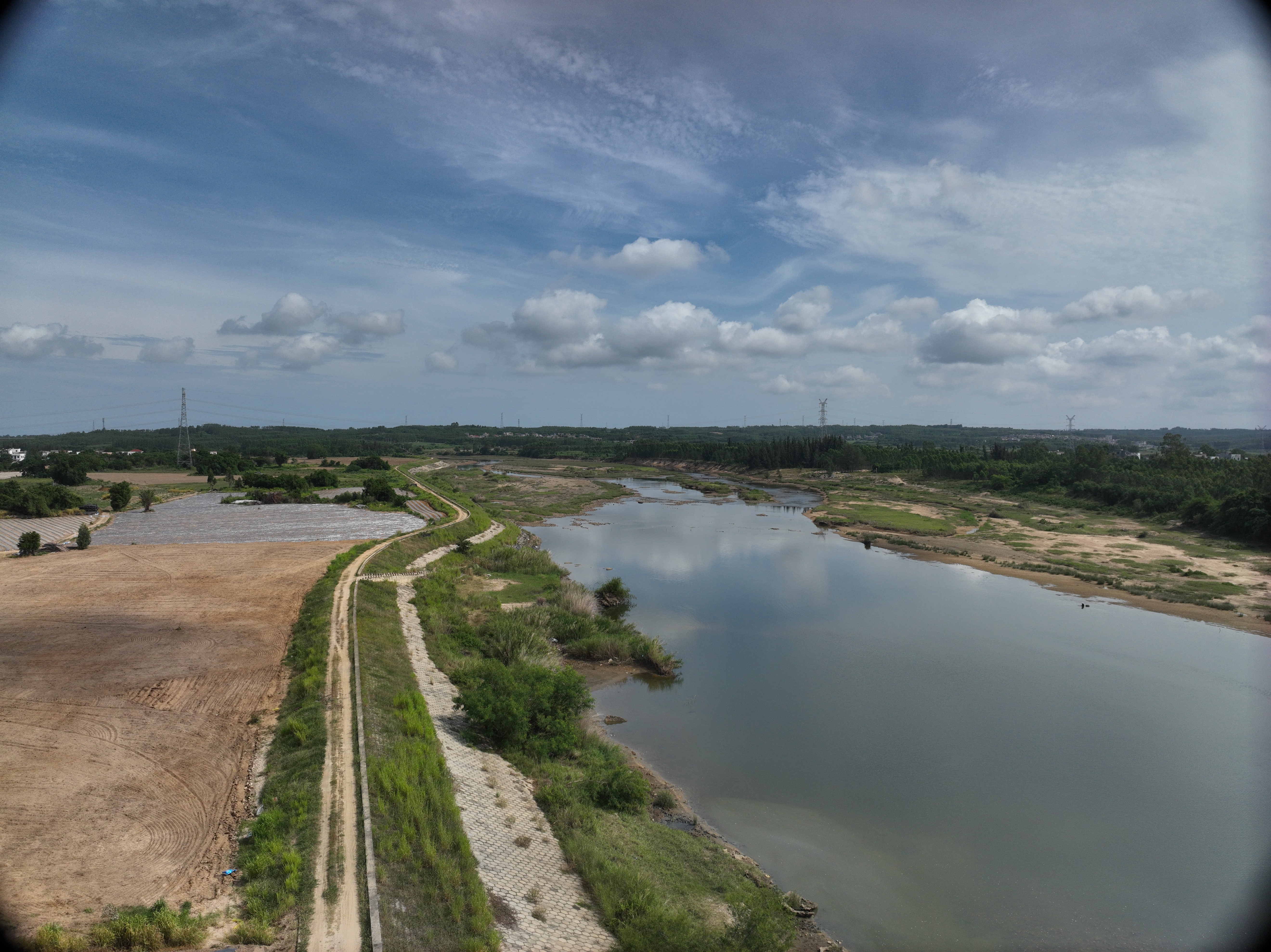 DJI_20240824100330_0001_D.JPG